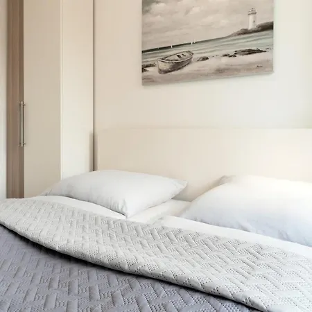 Hoeppnerweg 5 Seemoewe 18 *